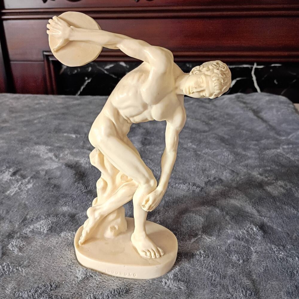 Vtg Sculptor A. SANTINI 5.5” RESIN SCULPTURE "DISCOBOLO" Classic Figure - Italy